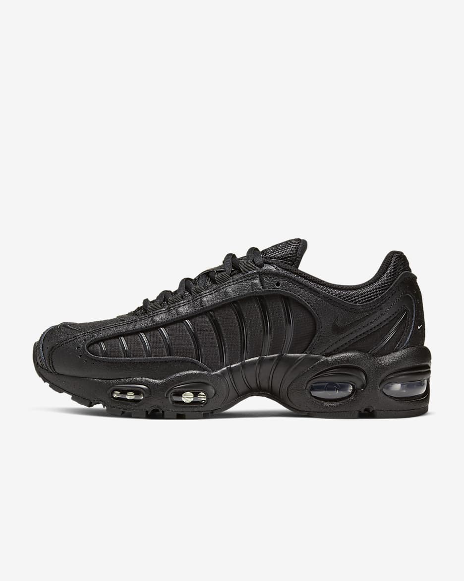 Chaussure Nike Air Max Tailwind IV pour Femme. Nike CH